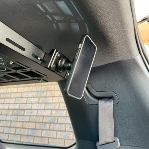 ALPINE SER QUAD LOCK\/RAM MOUNT PRADO 250 SERIES\/LEXUS GX550