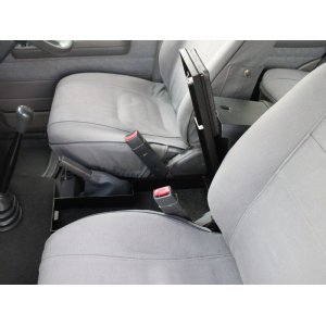 Seifs zem centrālās konsoles FRONT RUNNER Toyota Land Cruiser 76