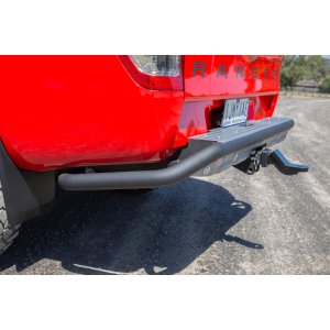 Aizmugurējais aizsargstienis ar piekabes āķi ARB Summit Raw 3640170