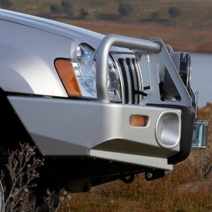 Priekšējais buferis ARB Deluxe 3450130