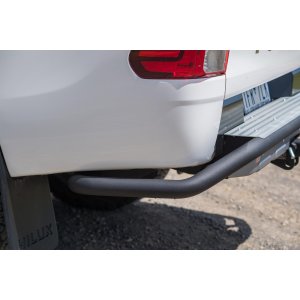 Aizmugurējais aizsargstienis ar piekabes āķi ARB Summit Raw 3614140