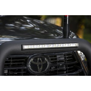 Summit Sahara bufera aizsargstienis ar LED spuldžu bloku ARB 5100440