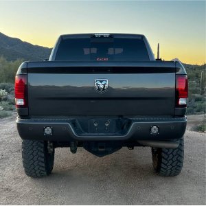 Iebūvējamo lukturu stiprinājumu komplekts NACHO Quatro NAC13U