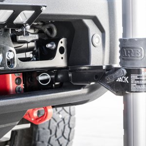 Priekšējais buferis ARB Stealthbar SA326BL325