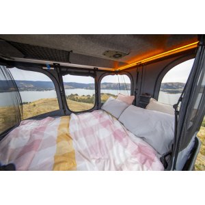 Elektriski paceļamā jumta telts ARB Altitude