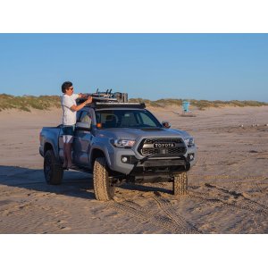 Jumta bagāžnieks FRONT RUNNER Slimsport Toyota Tacoma 2005-2023, LED bar versija