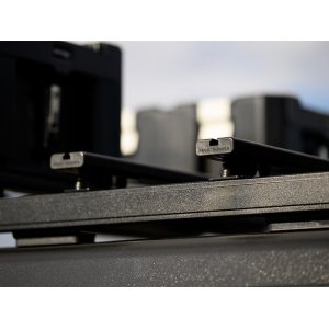 Bagāžas platforma FRONT RUNNER Slimpro pikapu kulbai, 1335 x 1570 mm