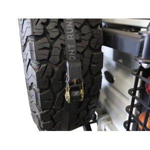 Plaukts uz rezerves riteņa FRONT RUNNER VACC158