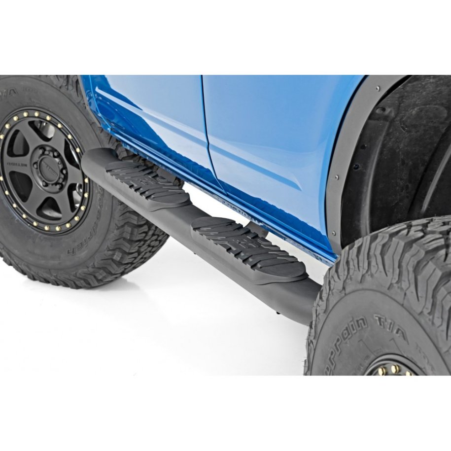 Oval nerf steps black Rough Country