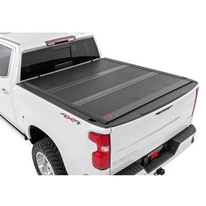 Hard bed cover tri-fold low profile Rough Country 6'4"