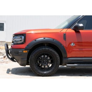 Front and rear fender flares Rough Country Pocket chrome rivets