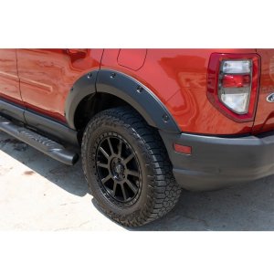 Front and rear fender flares Rough Country Pocket chrome rivets