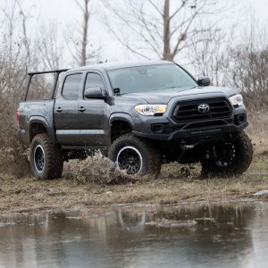 Power running boards Rough Country Double Cab
