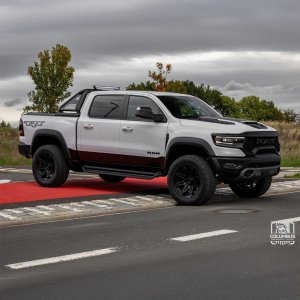 Side steps Go Rhino Dominator Xtreme D1 Crew Cab