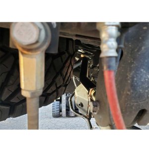 Rear adjustable track bar Clayton Lift 0-6"
