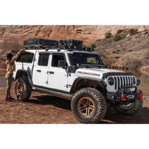 Hood shield protector Husky Liners Aeroskin Lightshield Pro