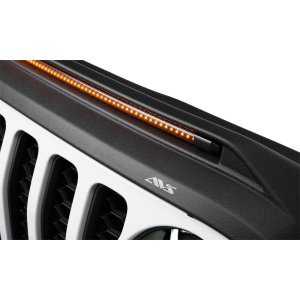 Hood shield protector Husky Liners Aeroskin Lightshield Pro