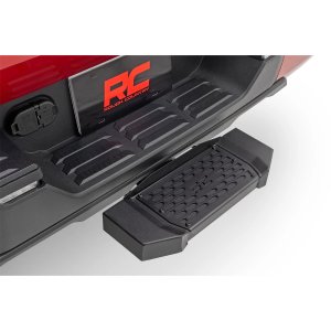 Hitch step Rough Country HD2