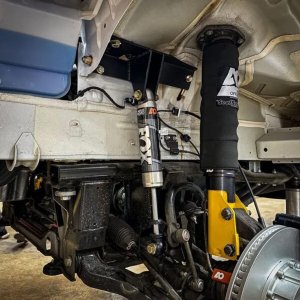 Auxiliary Front Shock Mount Kit Agile Offroad