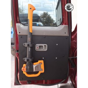 Door trim Bison Gear