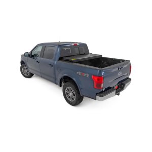 Hard bed cover tri-fold low profile Rough Country 5'7"