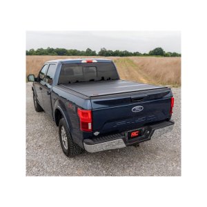 Hard bed cover tri-fold low profile Rough Country 5'7"