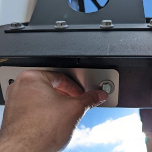 Tire carrier Bison Gear