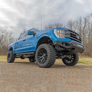 Front bumper with LED lights Rough Country