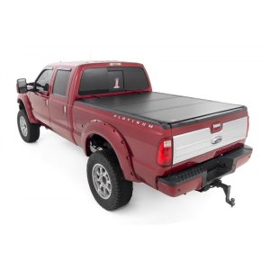 Hard bed cover tri-fold flip up Rough Country 6'10"