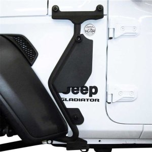 Front driver side exterior jack mount Go Rhino