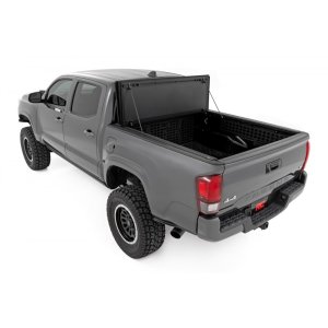Hard bed cover tri-fold flip up Rough Country 5'