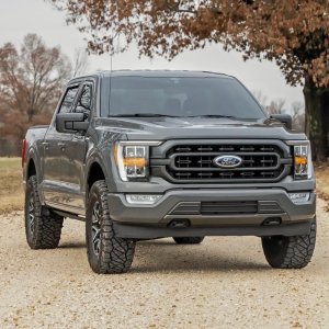 Power running boards Rough Country Crew Cab