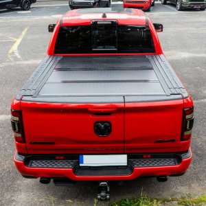 Hard tri-fold bed cover Rambox low profile OFD 5'7"