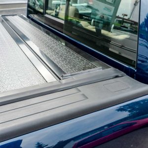 Hard tri-fold bed cover low profile OFD 5'7"