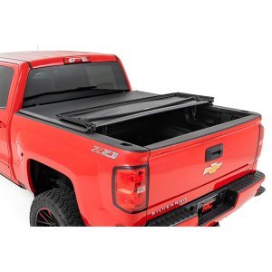 Soft tri-fold bed cover Rough Country 5'9"