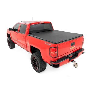 Soft tri-fold bed cover Rough Country 5'9"