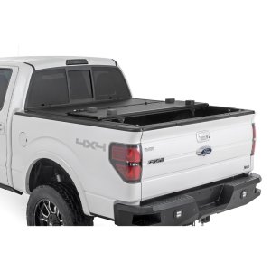 Hard bed cover tri-fold low profile Rough Country 5'7"
