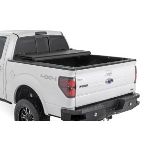 Hard bed cover tri-fold low profile Rough Country 5'7"