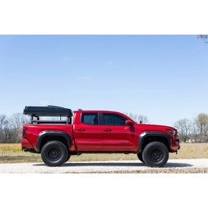 Front and rear fender flares Rough Country Pocket