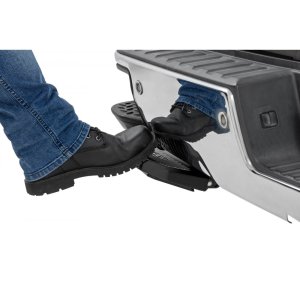 Retractable bed step Rough Country
