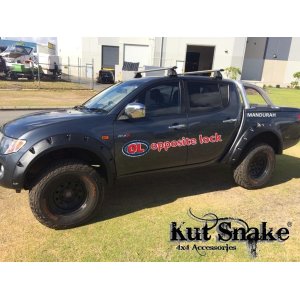 Arku paplašinātāji KUT SNAKE Mitsubishi L200 ML/MN, 75 mm
