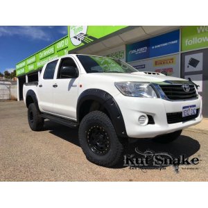 Arku paplašinātāji KUT SNAKE Standard Toyota HiLux 2012-2015