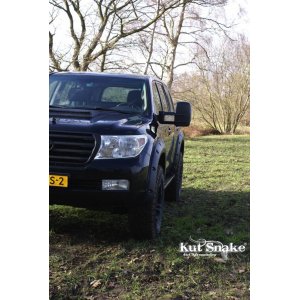 Arku paplašinātāji KUT SNAKE Smooth Toyota Land Cruiser 200 2007-2012
