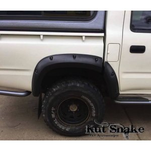 Arku paplašinātāji KUT SNAKE Toyota Hilux Double Cab 1997-2006