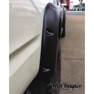 Arku paplašinātāji KUT SNAKE Toyota Hilux Double Cab 1997-2006